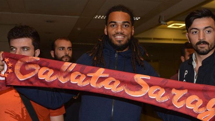 Denayer İstanbulda böyle karşılandı
