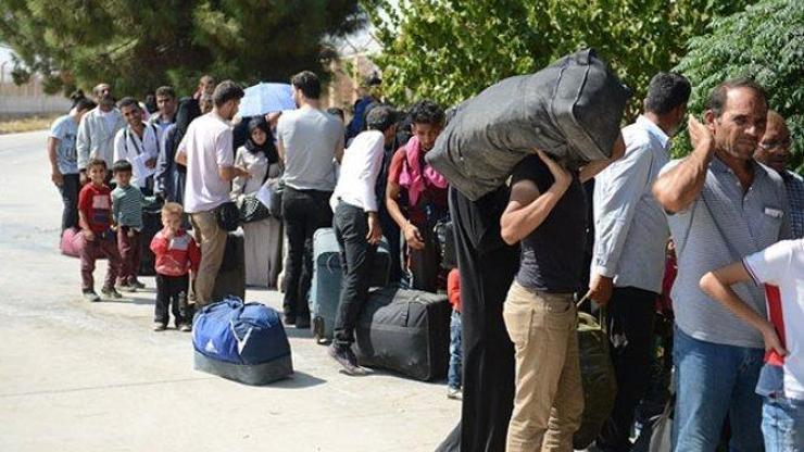 Sığınmacıların bayram sonrası Türkiyeye dönüşü sürüyor