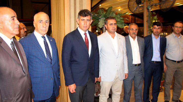 Türkiye Barolar Birliği Başkanı Feyzioğlu, polislerce darp edilen Tüysüze destek için Viranşehirde