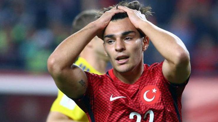 Kaan Ayhan 4,5 yıllığına Beşiktaşta