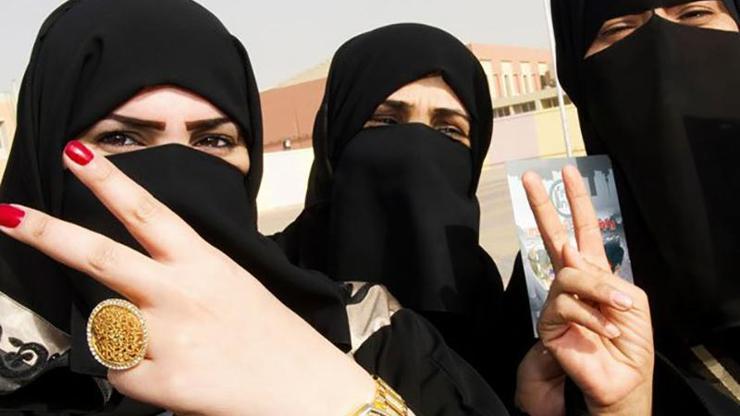 Suudi Arabistan Şura Meclisinde kadınlara oy hakkı verilecek