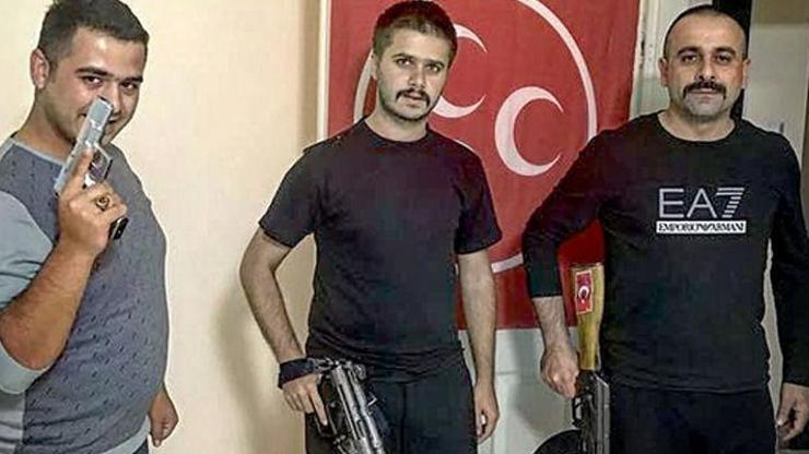 Ülkü Ocağında kalaşnikoflu Kerkük mesajı