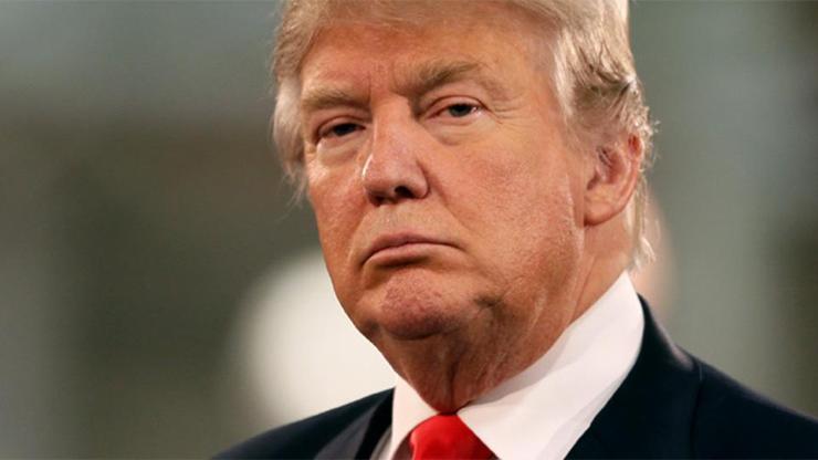 Donald Trumpa transseksüel darbe