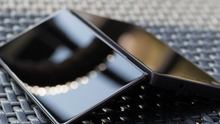 ZTE Axon M, satışa hazır