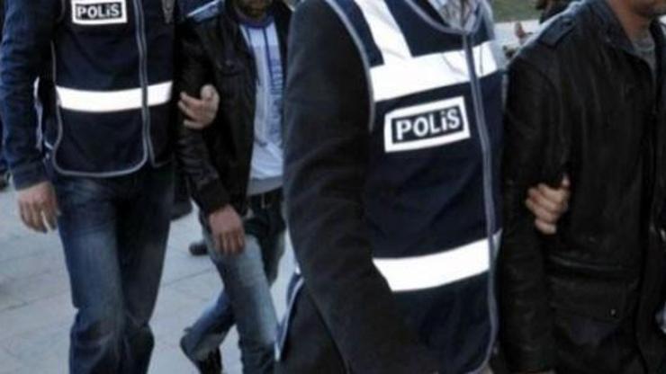Sahte kimlikle bankadan kredi çeken çete çökertildi