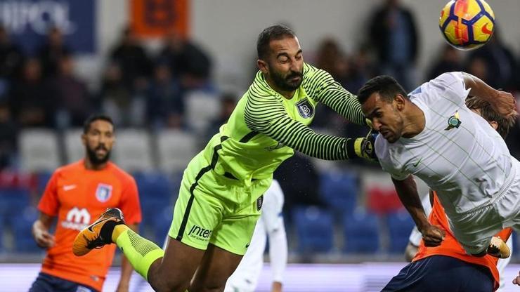 Başakşehir 2-1 Akhisarspor / Maç Özeti