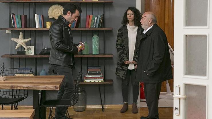 Ver Elini Aşk 9. bölümde Ayperiden beklenmedik kıskançlık