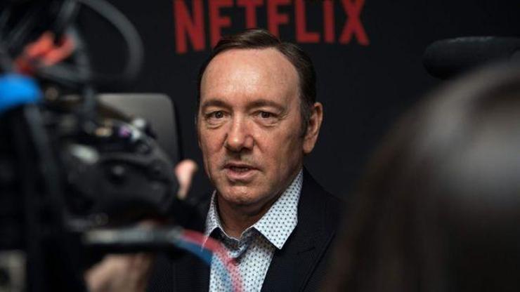 Kevin Spacey kovuldu