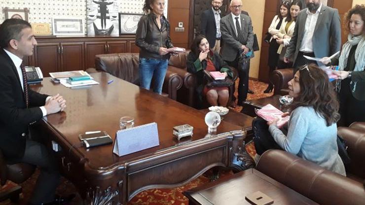 Kadın avukatlardan pembe ajanda tepkisi