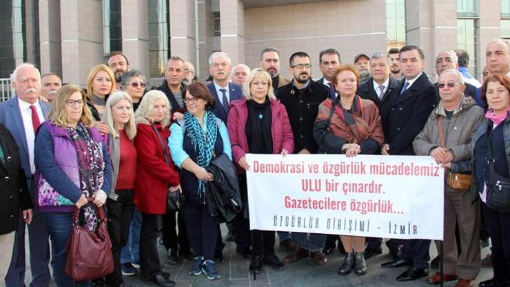 Sözcü Gazetesi davası öncesi sessiz protesto
