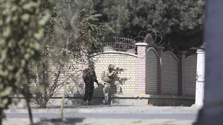 Son dakika: Kabilde televizyon kanalına saldırı