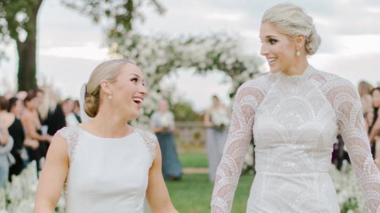 Elena Delle Donne ile Amanda Clifton evlendi
