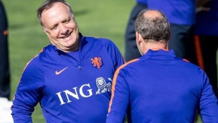 Advocaat Hollanda Milli Takımını bırakıyor