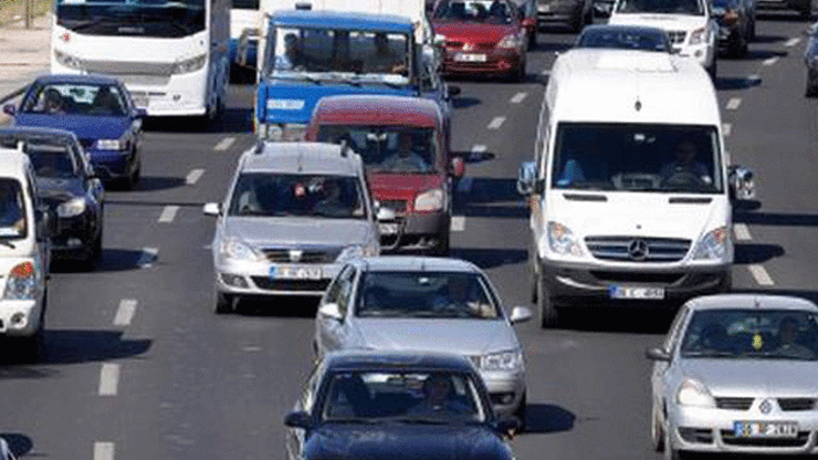 Trafikteki araç sayısı dokuz ayda 850 bin adet arttı