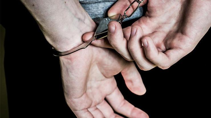 Yol kontrolünden yaya olarak kaçmak isterken yakalandı