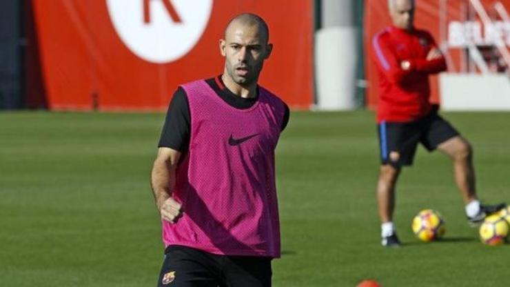 Javier Mascherano 1 ay yok
