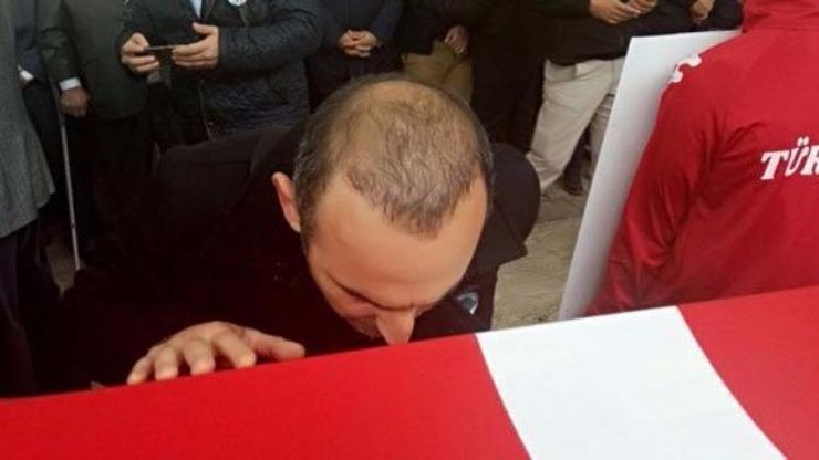 En büyük rakibi Yunan halterci Valerios Leonidis, Naim Süleymanoğlunun cenazesinde