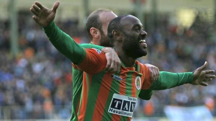 Vagner Love Galatasaray maçında yok