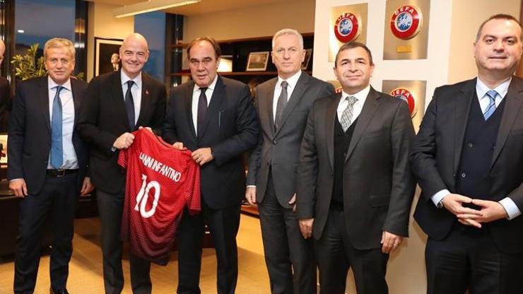 FIFA Başkanı Infantinodan Demirörene ziyaret