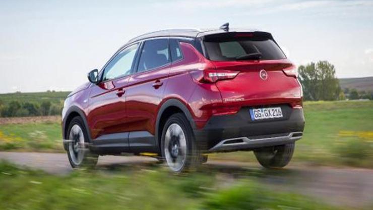 Opel’den Grandland X için VIP Test Sürüşü Deneyimi