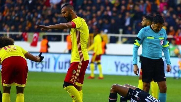 Yalçın Ayhan süresiz kadro dışı