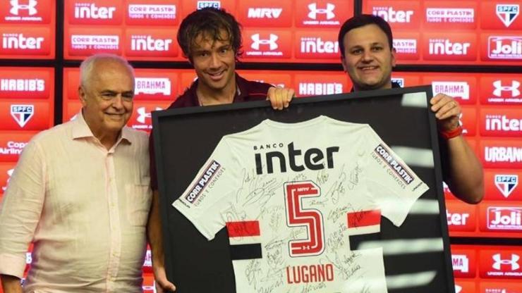 Diego Lugano Sao Pauloya veda etti