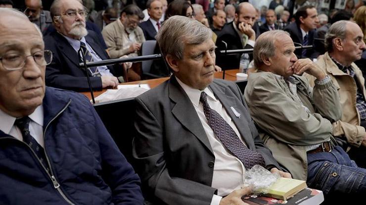 Arjantinde 48 darbeciye insanlığa karşı suçtan hapis cezası