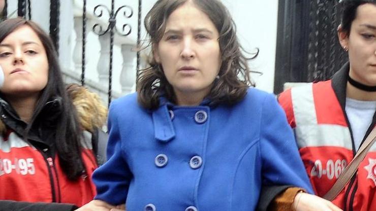 Bebeğini denize atan annenin cezai sorumluluğu tam çıktı