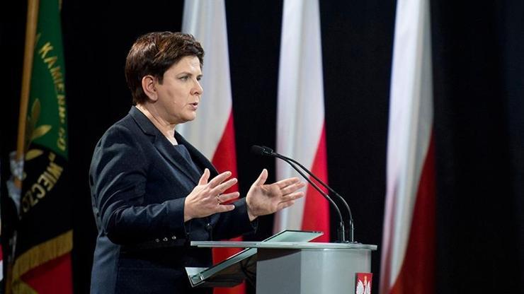 Polonya Başbakanı Szydlo istifa etti
