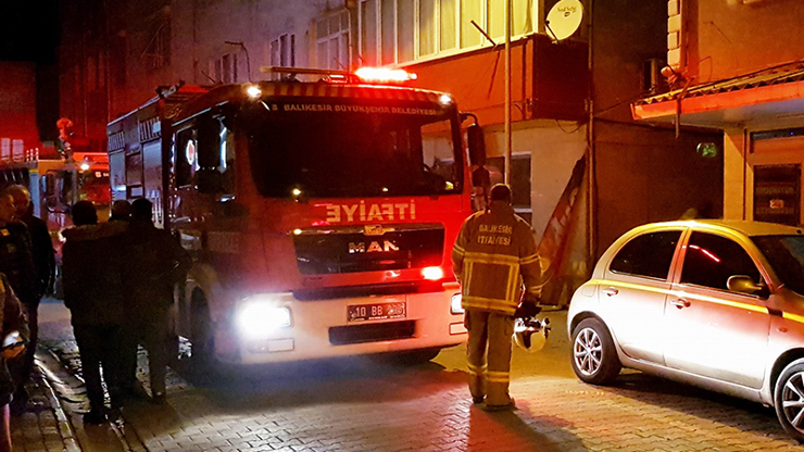 Elektrikli şofben yangın çıkardı