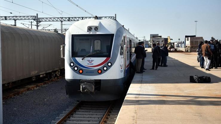 Mersin-Adana arası tren yolculuğu 25 dakikaya inecek