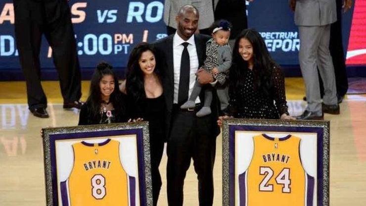 Kobe Bryantın forma numaraları emekliye ayrıldı