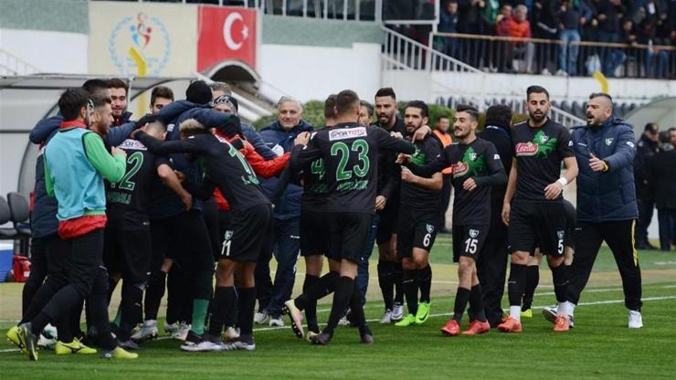 Denizlisporda 8 ayrılık