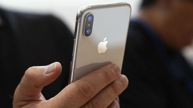 iPhone X mutlu etti mi