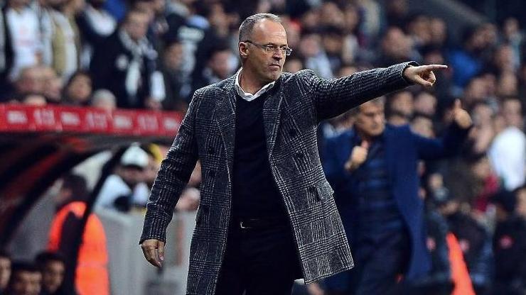 İrfan Buz: Beşiktaşı kutluyorum
