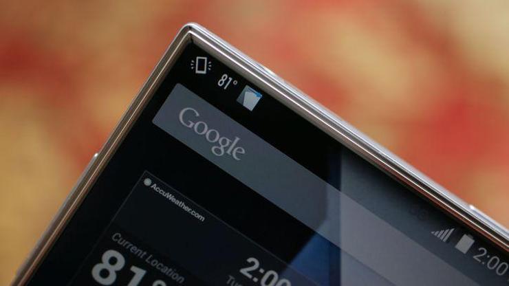 Sharp Aquos S3 orta segmente hitap edecek