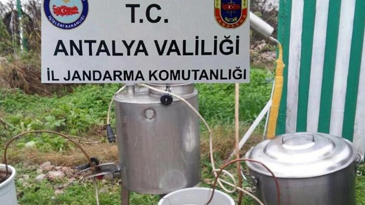 Antalya’da sahte içki baskını