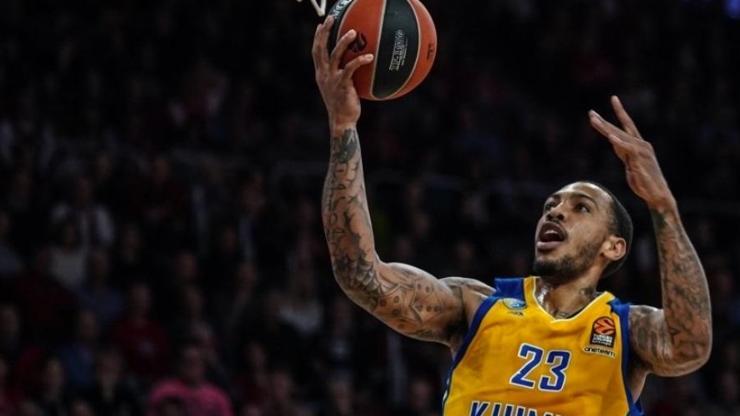Malcolm Thomas MVP seçildi