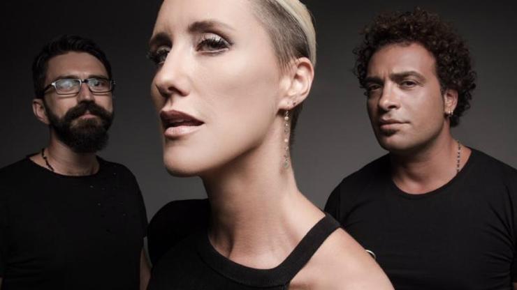 Nelly White Band’den sıcacık bir kış albümü; Ordinary Woman