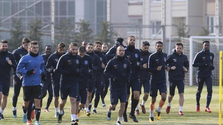 Elia haftalar sonra antrenmana çıktı