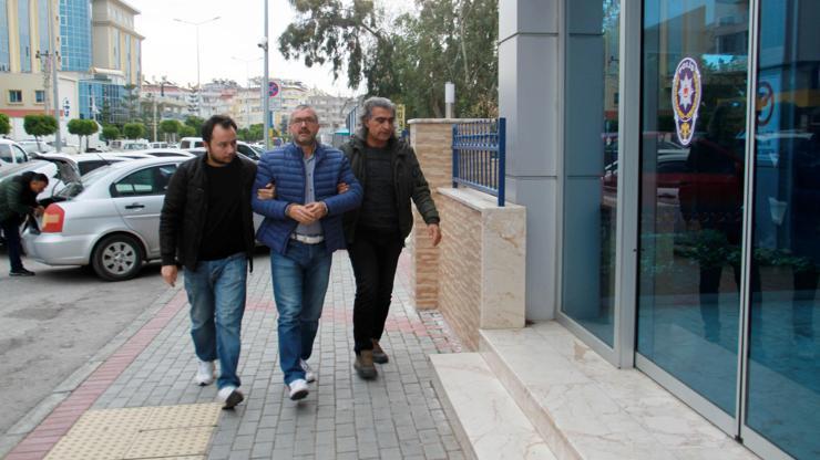Eski belediye başkanı FETÖden gözaltına alındı