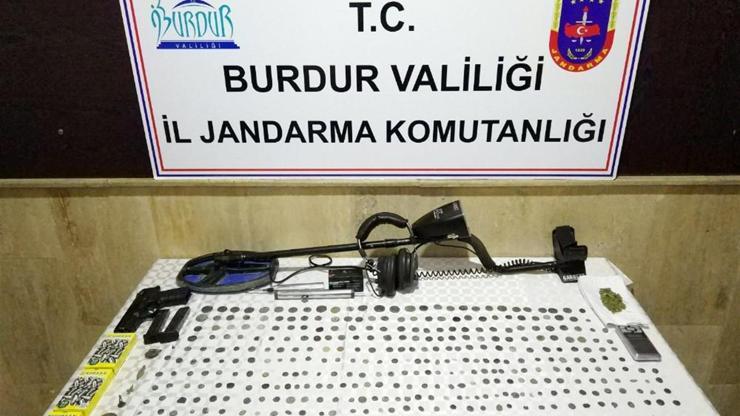 Burdur’da jandarmadan tarihi eser operasyonu