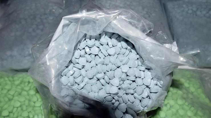 Otomobilden 61 kilo uyuşturucu çıktı: 3 gözaltı