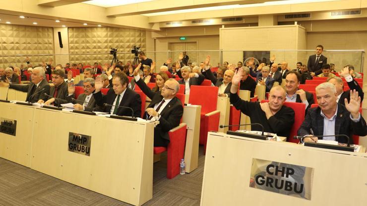 MHP Genel Başkanı Bahçelinin ismi Manisada kavşağa verildi
