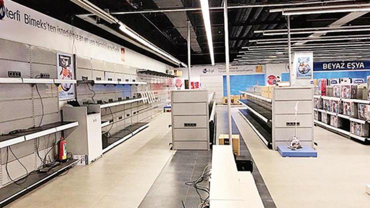Bir dönemin teknoloji devinin 3 mağazası kaldı
