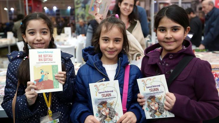 Yenimahalle’nin kütüphane müdavimleri fuarda