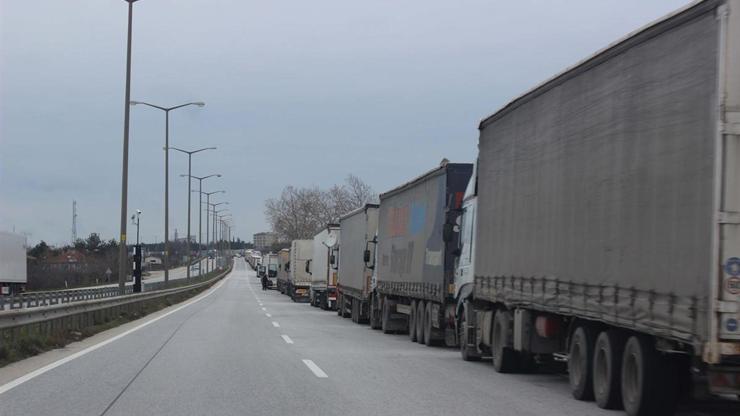 Sınır kapılarında tır kuyruğu