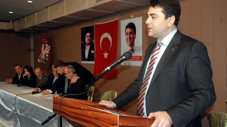 DP Lideri Uysal: Kimsenin harekatı siyasi rekabet unsuru haline getirmeye hakkı yok