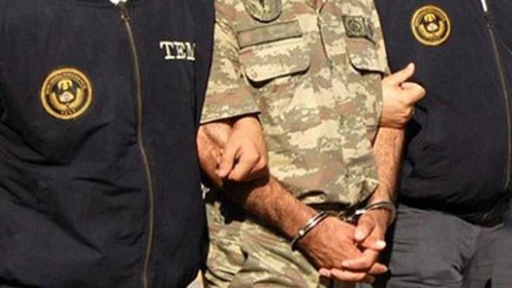 12 rütbeli asker için gözaltı kararı