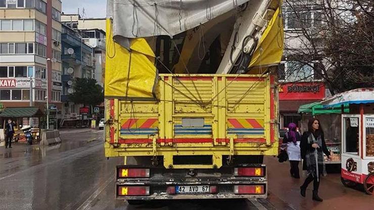 Operatör 400 bin liralık iş makinesini çaldı